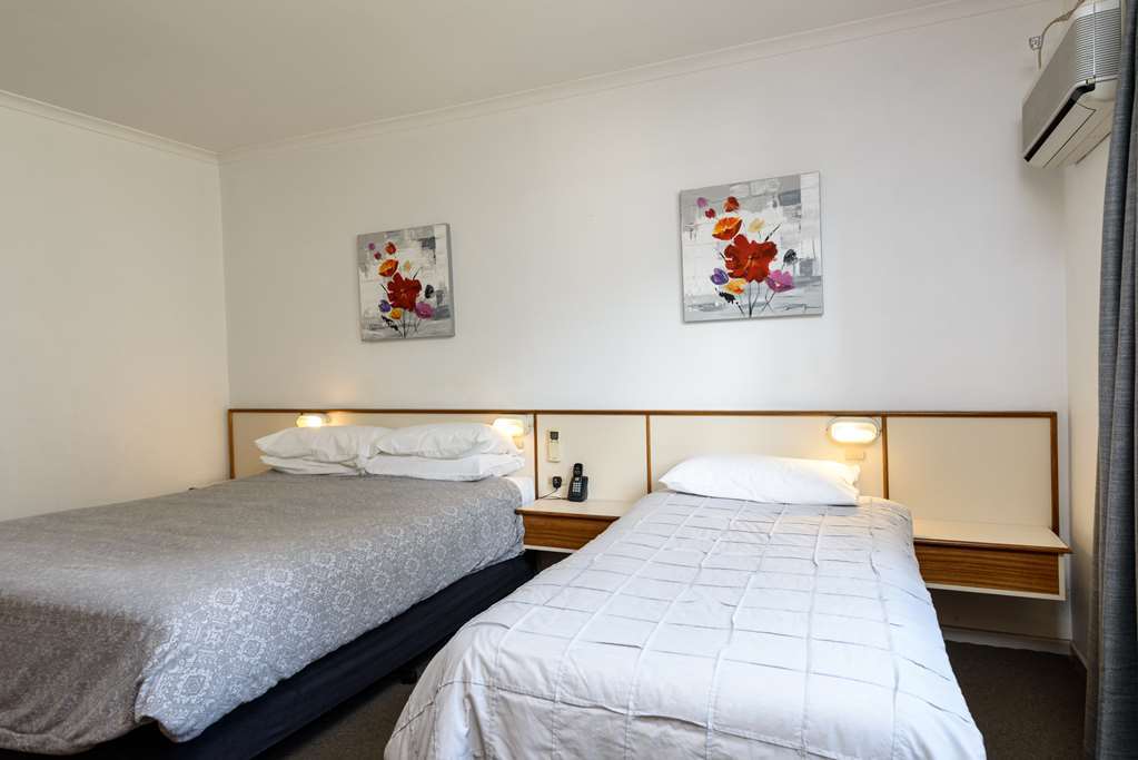 Wild Scotsman Motor Inn Gin Gin Qld Quarto foto